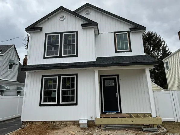 2924 Marlborough Road, Oceanside, NY 11572
