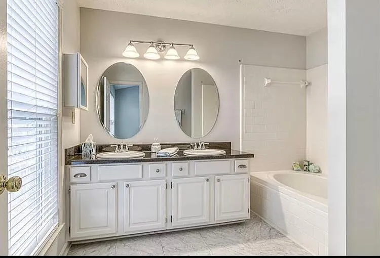 10760 Mortons Xing — Photo 11