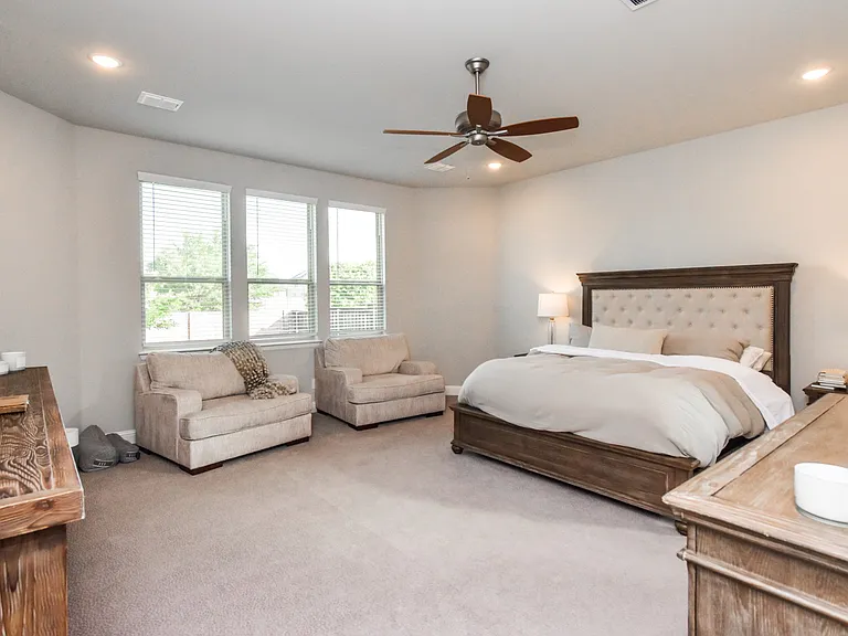 2516 Maidenhair Rd — Photo 13