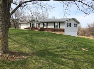 13069 Circle Ridge Rd, Sherrill, IA 52073