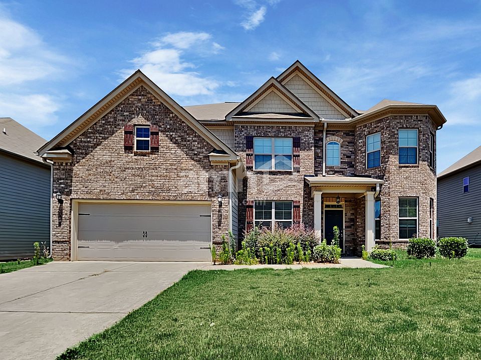 1st image of 335 Hinton Chase Pkwy