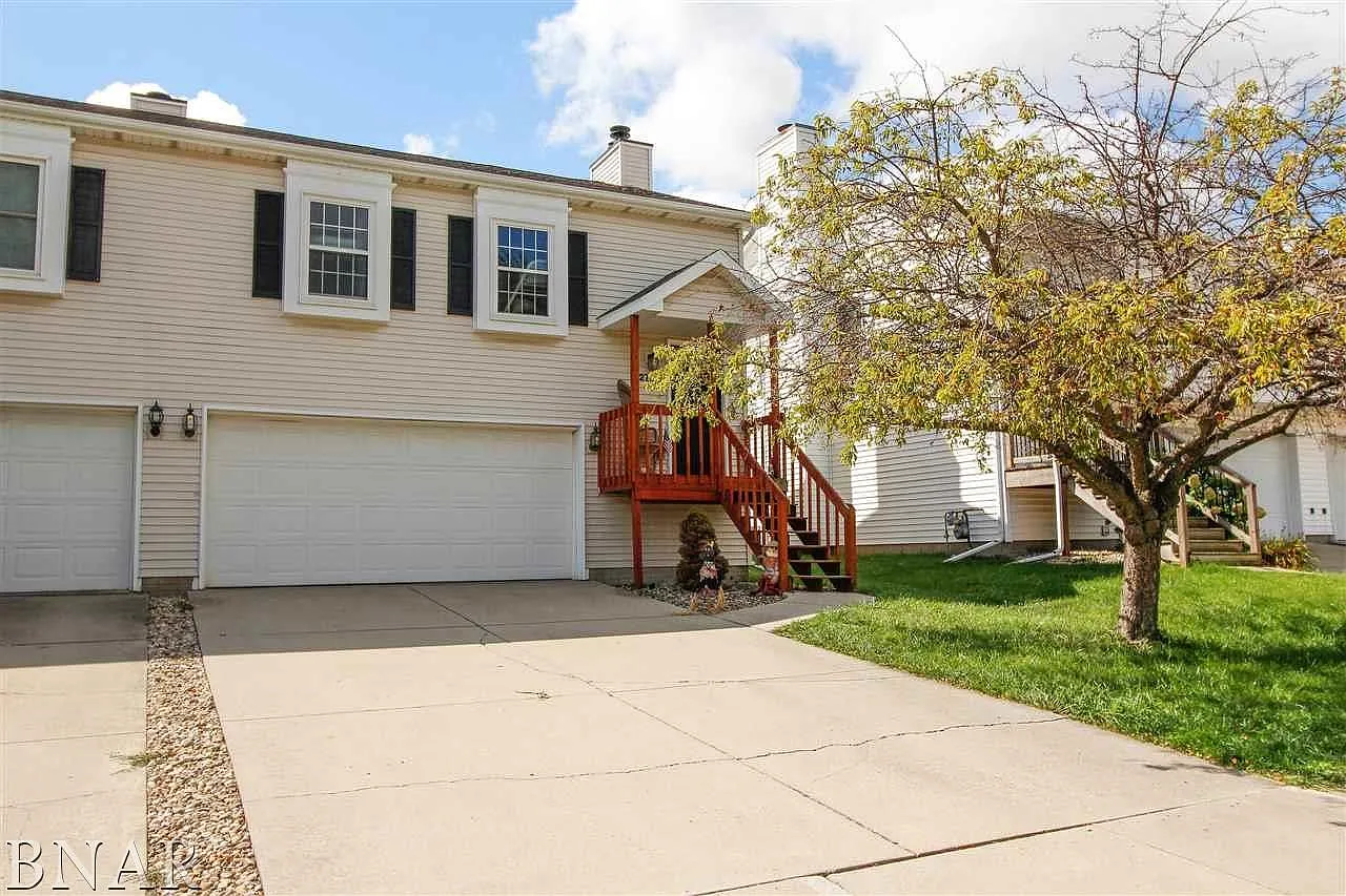 2733 Arrowhead Dr photo 1