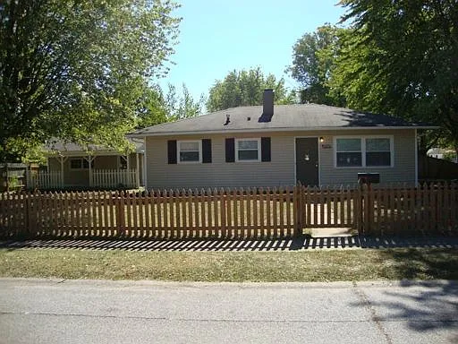 1 Barbara Ct photo 1