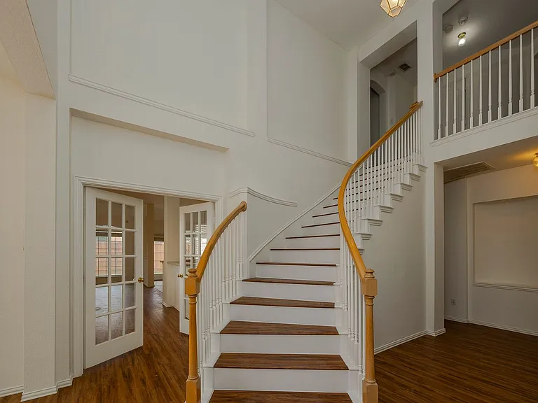 3103 Kingsbury Dr — Photo 37