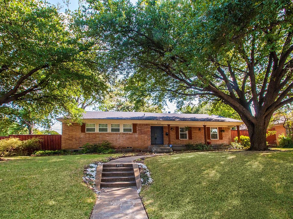 1st image of 806 Knott Pl