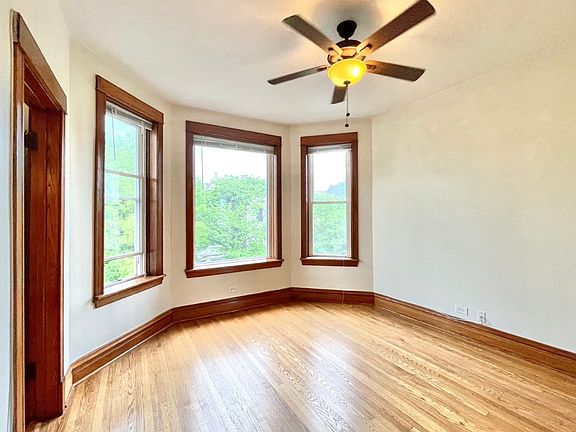 5th image of 3319 W Pierce Ave #3F