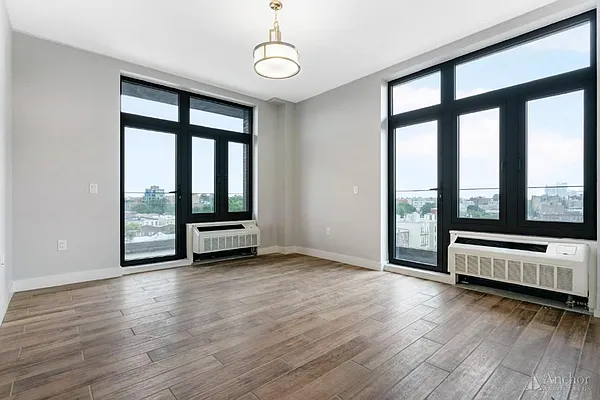 Rented by Anchor Associates | media 20