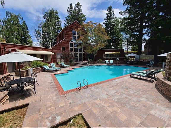 3rd image of 1130 Yarwood Ct