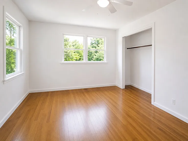 1408 S Longwood Dr — Photo 12