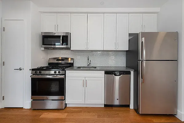 Rented by Compass | media 2