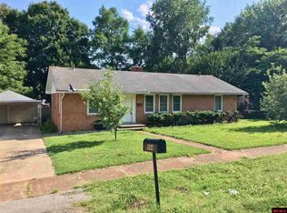 884 Circle Dr, Mountain Home, AR 72653