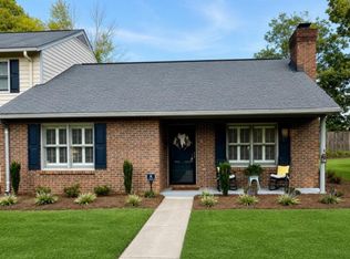 8 Southwood Dr, Smithfield, NC 27577