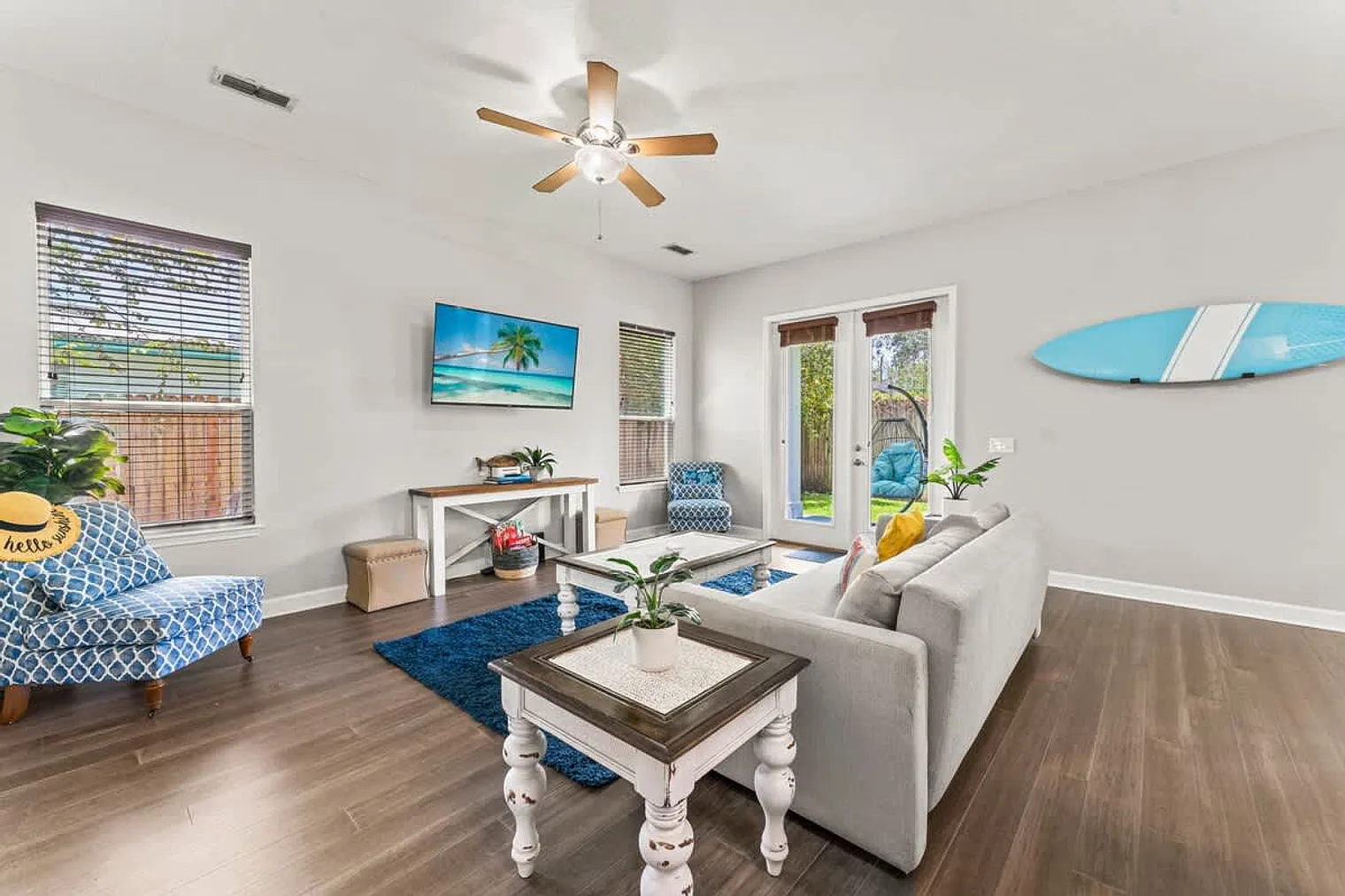 4 bed, 2.0 bath, 2185 sqft, $6,018 — Photo 3