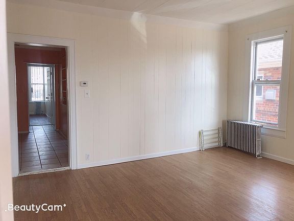 3rd image of 74-13 Rockaway Blvd #2