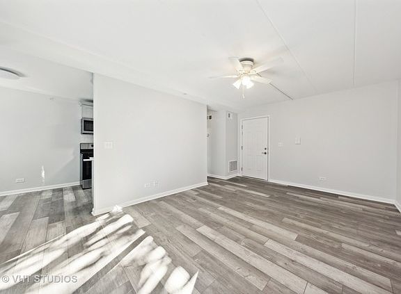 2nd image of 515 N Cass Ave APT 2H