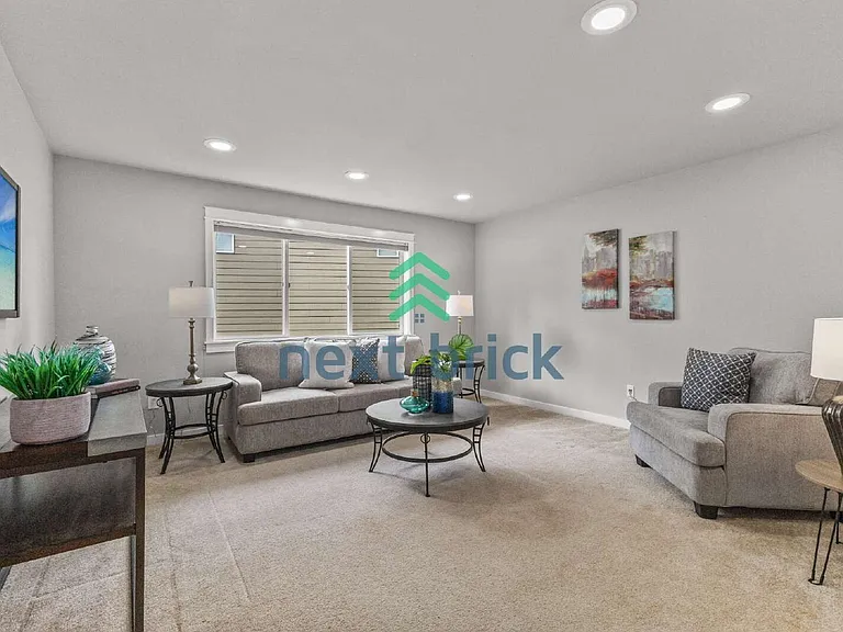 27174 SE 18th Pl — Photo 15