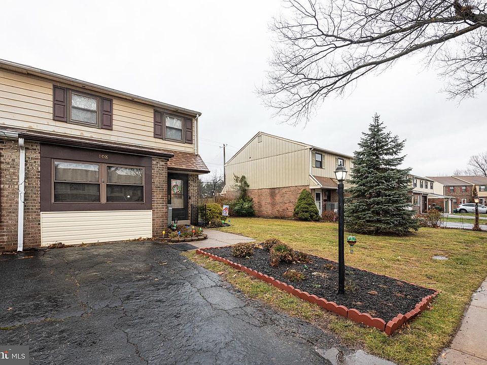 1st image of 108 Orchard Ct