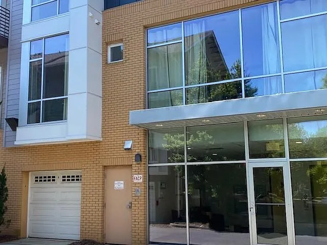 300 Magnolia Ave #203 — Photo 30