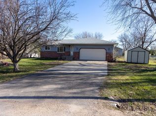 111 W 5th St, Juniata, NE 68955