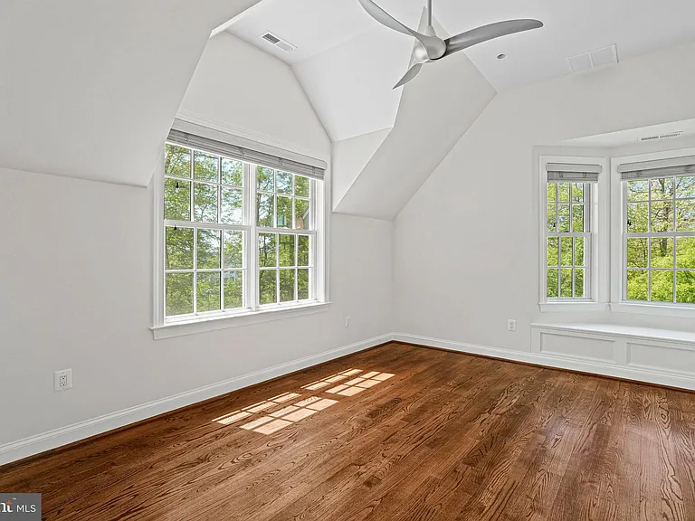 13551 Triadelphia Mill Rd — Photo 39