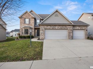 2601 W Carlisle Ln, Dunlap, IL 61525