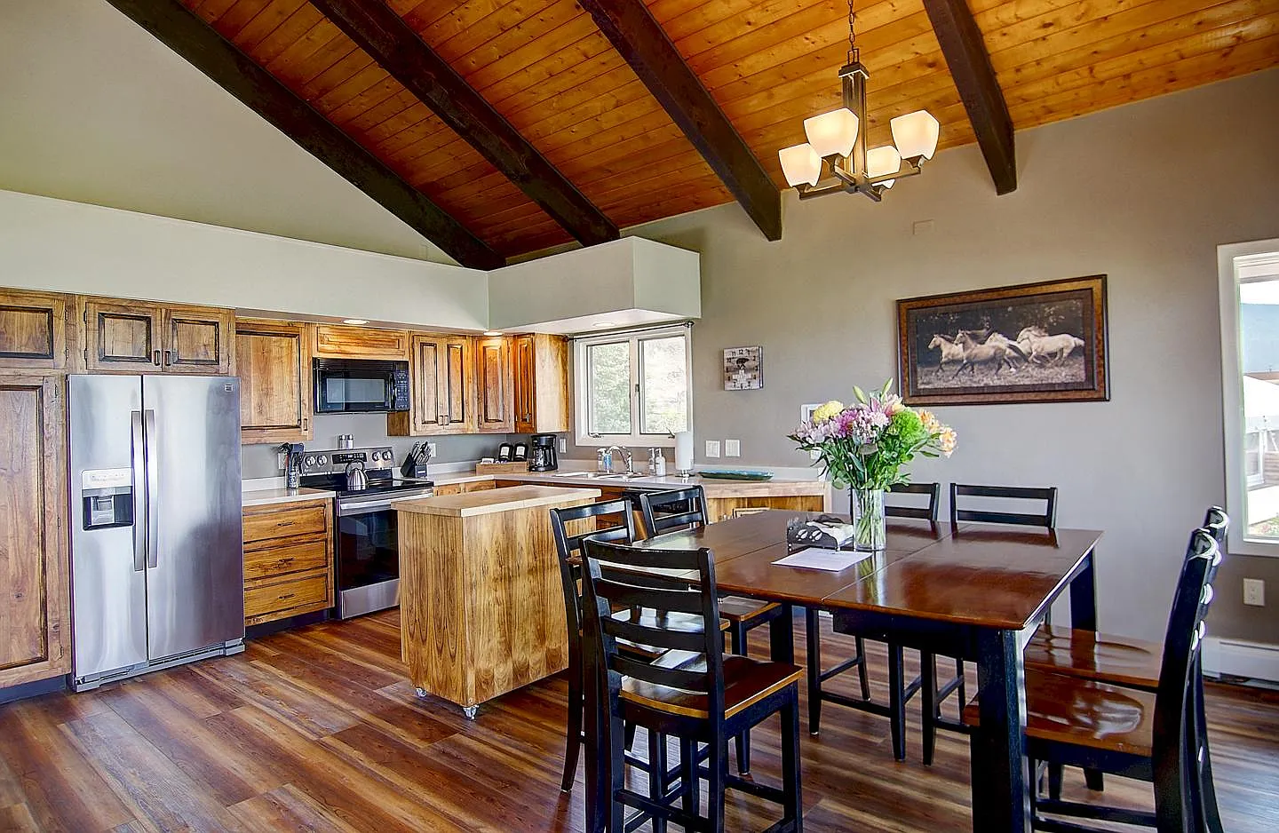 3 bed, 1500 sqft, $4,000 — Photo 3