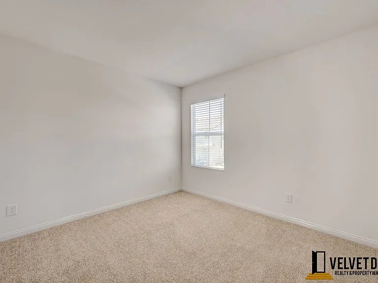 2725 Luzzi Walk #1 — Photo 21