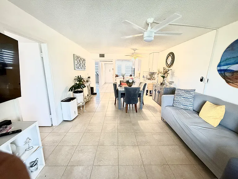650 SW 124th Ter #202 — Photo 28