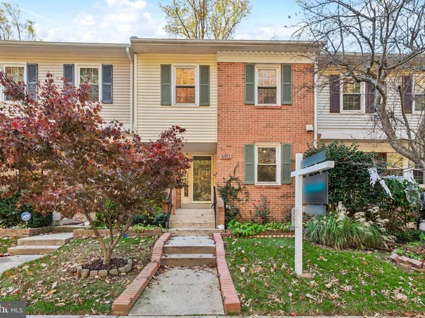5912 Langton Dr, Alexandria, VA 22310