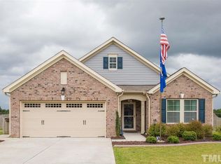 1310 Chimney Ridge Dr, Fuquay Varina, NC 27526