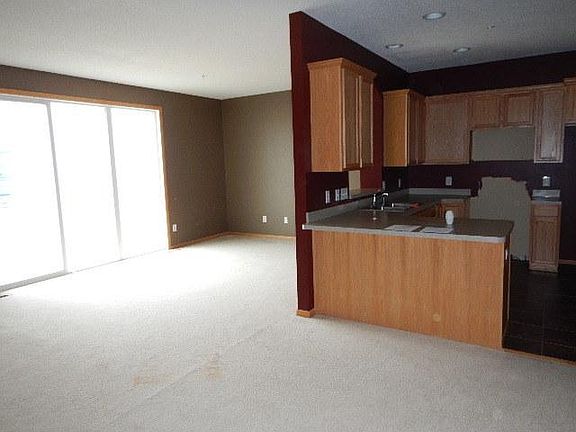 5th image of 2583 136th St W