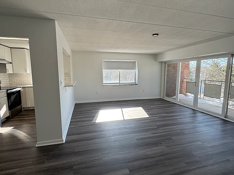 47 Hill Rd — Photo 8