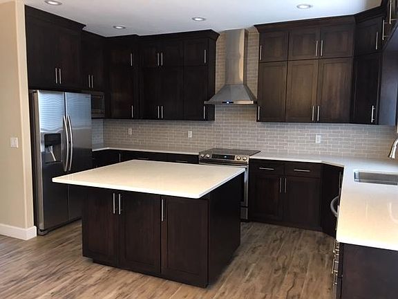 Kitchen - upper floor.