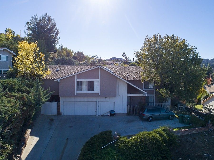 1st image of 4581 Poe Ave