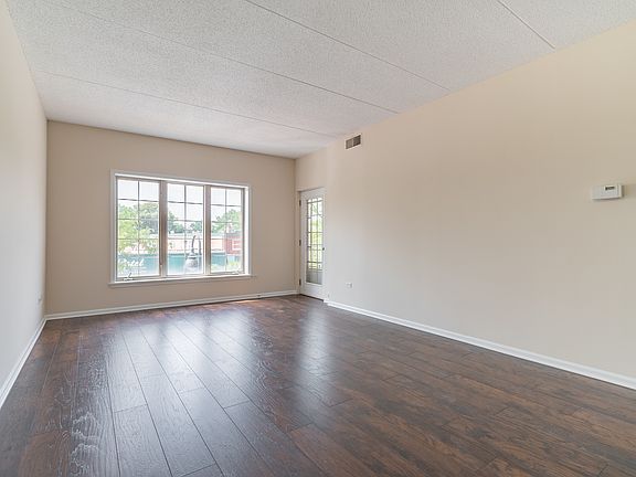 3rd image of 9670 Franklin Ave Unit 209