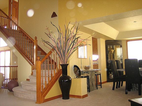 vaulted open living