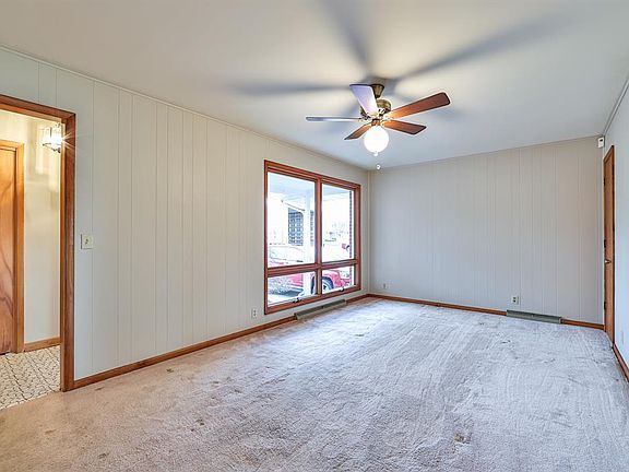 5th image of 4562 Cavalier Ct