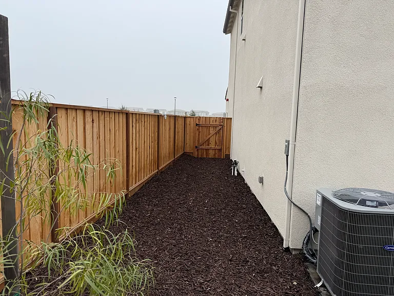 3323 Cascade Dr — Photo 15