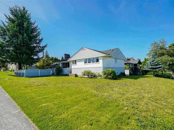 7833 Coquitlam St, Burnaby, BC V3N 3Z4