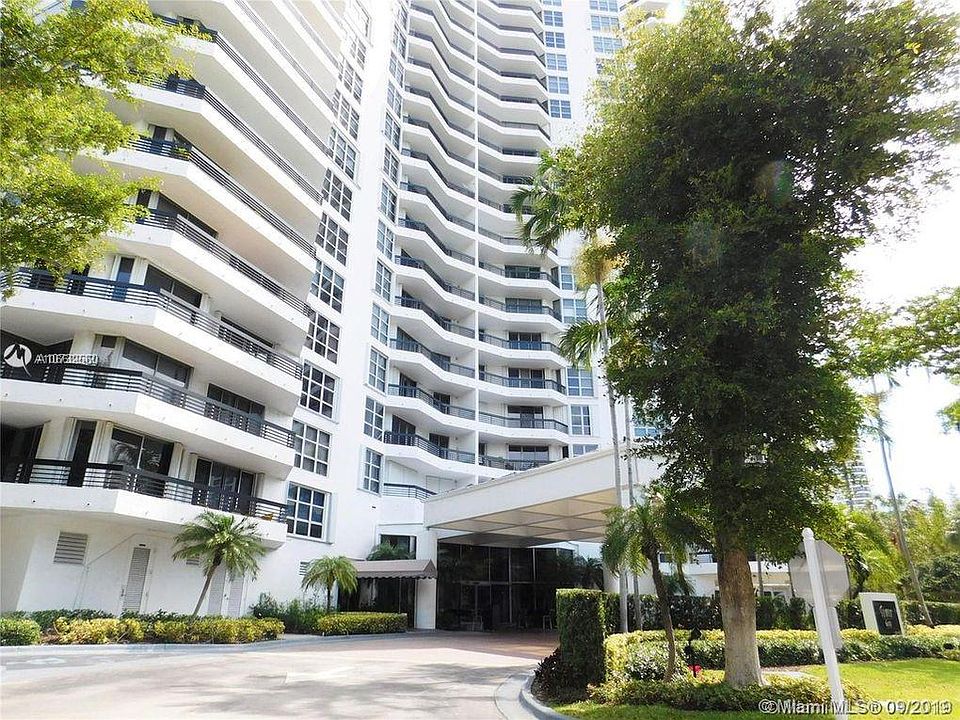1st image of 3400 NE 192nd St APT 808