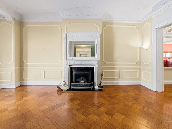 2444 Eutaw Pl, Baltimore, MD 21217