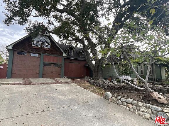 3rd image of 822 N Silverwood Ave
