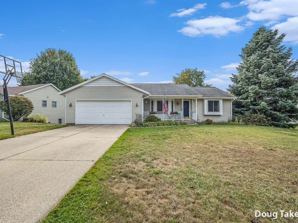 1156 Runway Dr SW, Byron Center, MI 49315