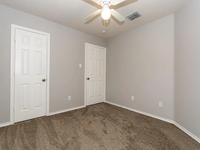 1413 Gordon Dr — Photo 24