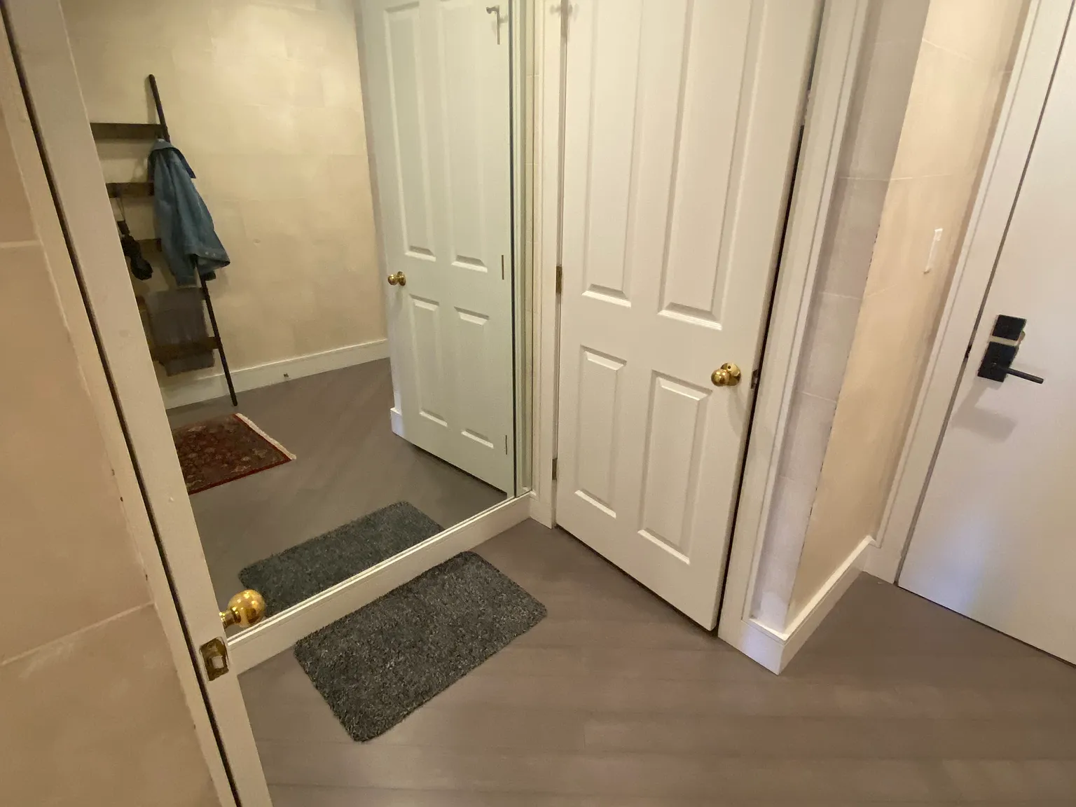 2 bed, 1100 sqft, $5,400 — Photo 3