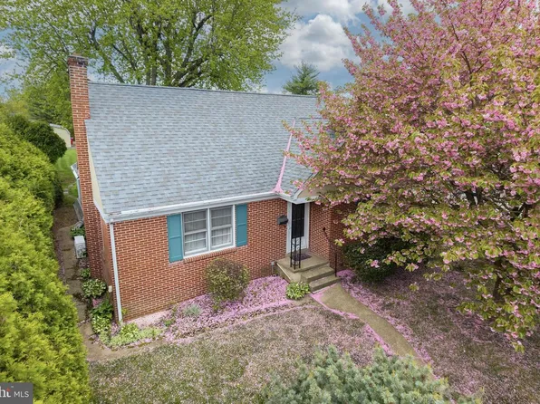 234 W Chestnut St, Souderton, PA 18964