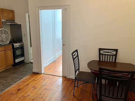 2nd image of 147 E 117th St #2A