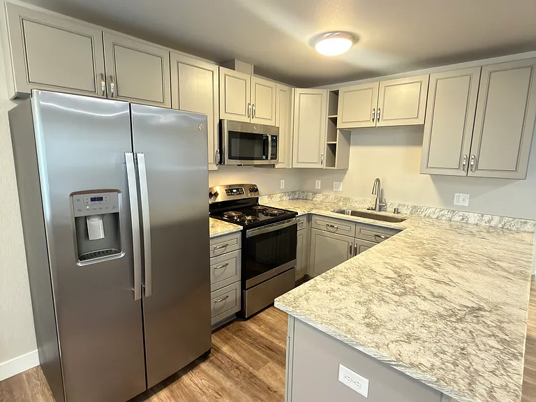 204 Rondy Ct #4 — Photo 1