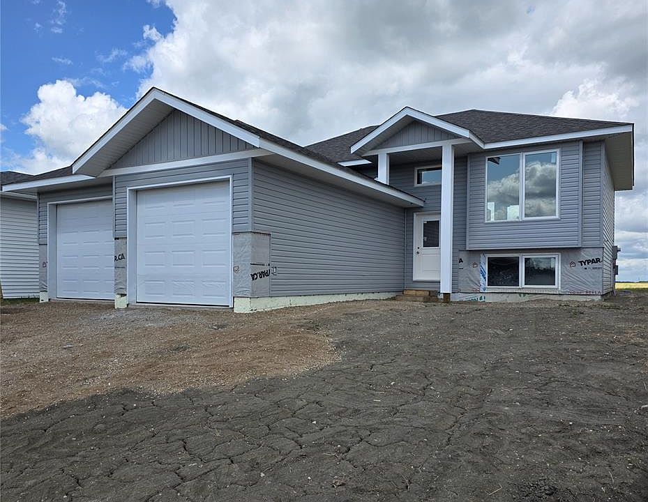 1st image of 713 Doghide DRIVE