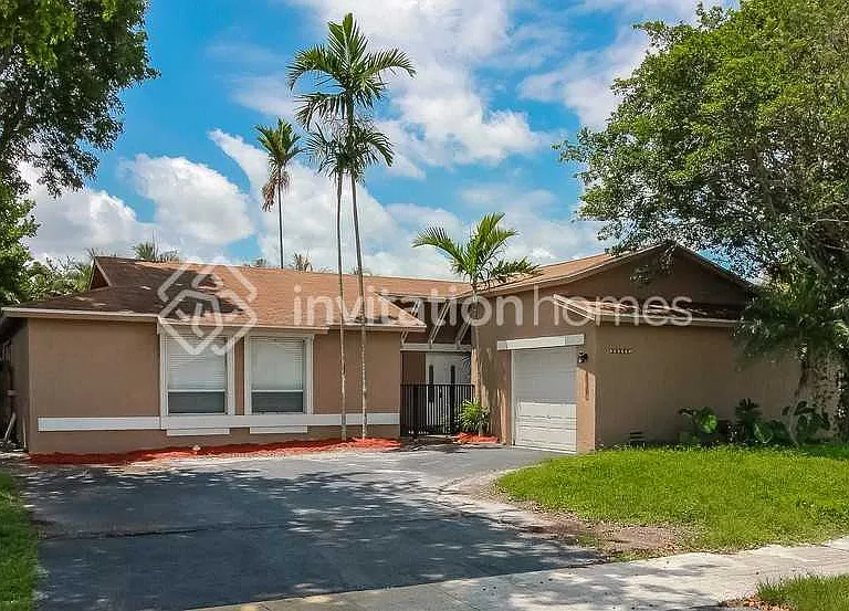 3944 NW 2nd Ct — Photo 1